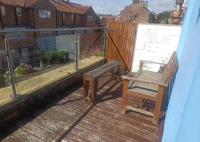 Hébergement de vacances The Blue House - 3 Bed House With Parking