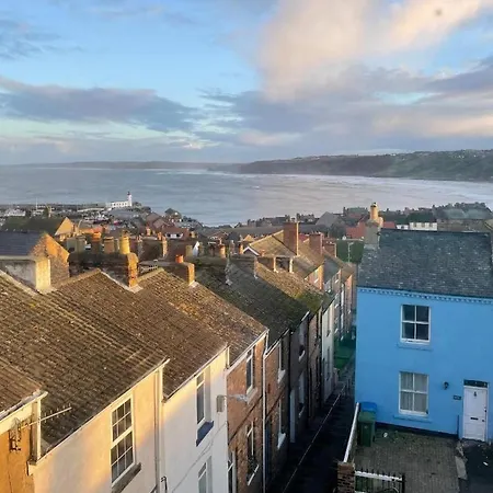 The Blue House - 3 Bed House With Parking בית נופש *